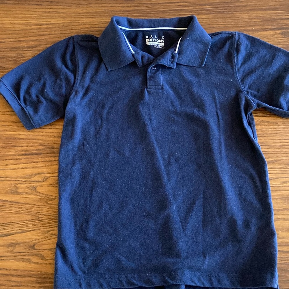 Youth polo shirt by Basic Editions. Sz. L (10/12). Color: Navy.